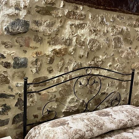 La Stanza Del Principe Bed & Breakfast Fondi Bagian luar foto